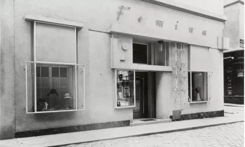 C088 Femina beauty salon